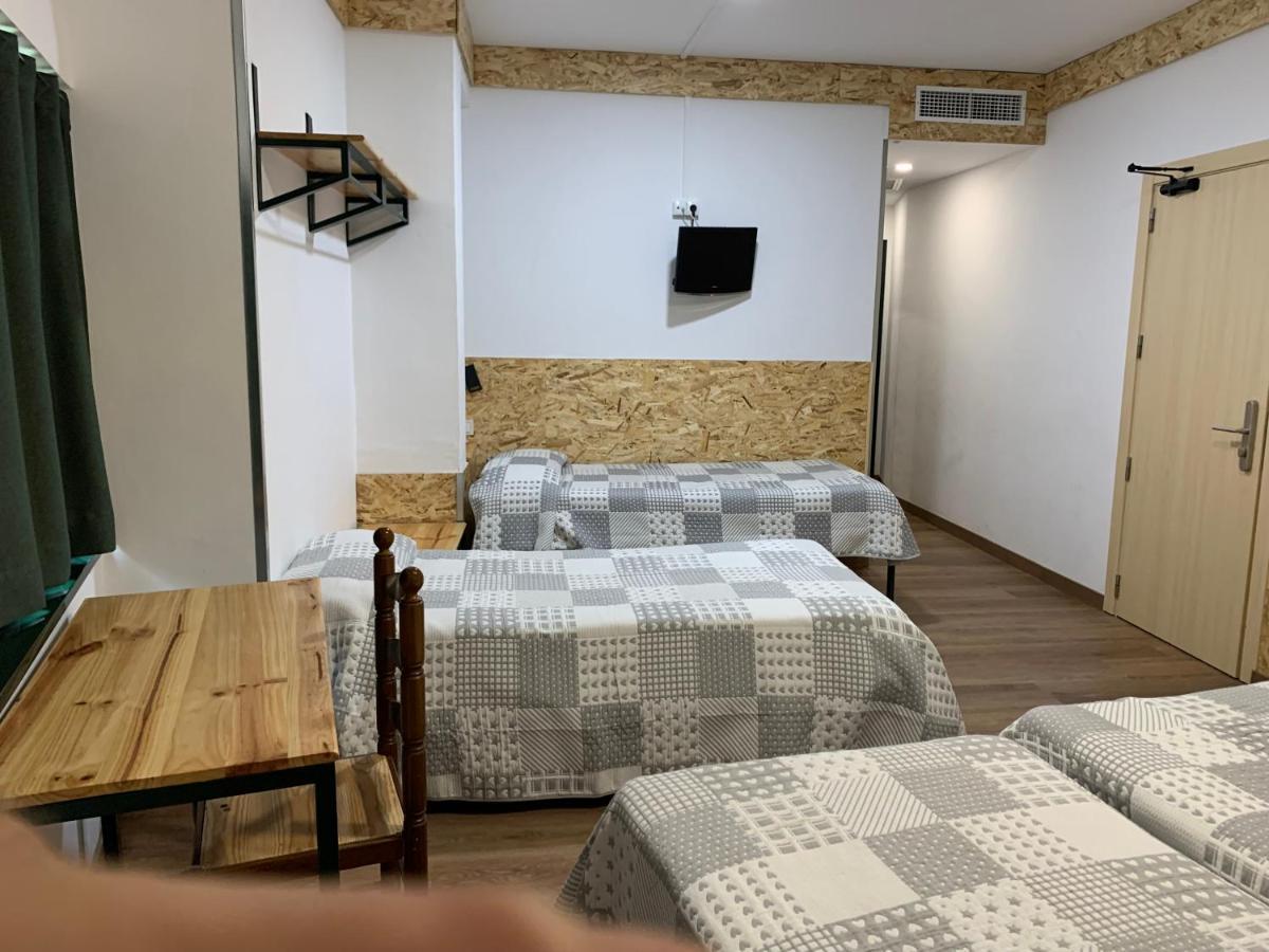 Hotel Or Blanc Espot Bagian luar foto
