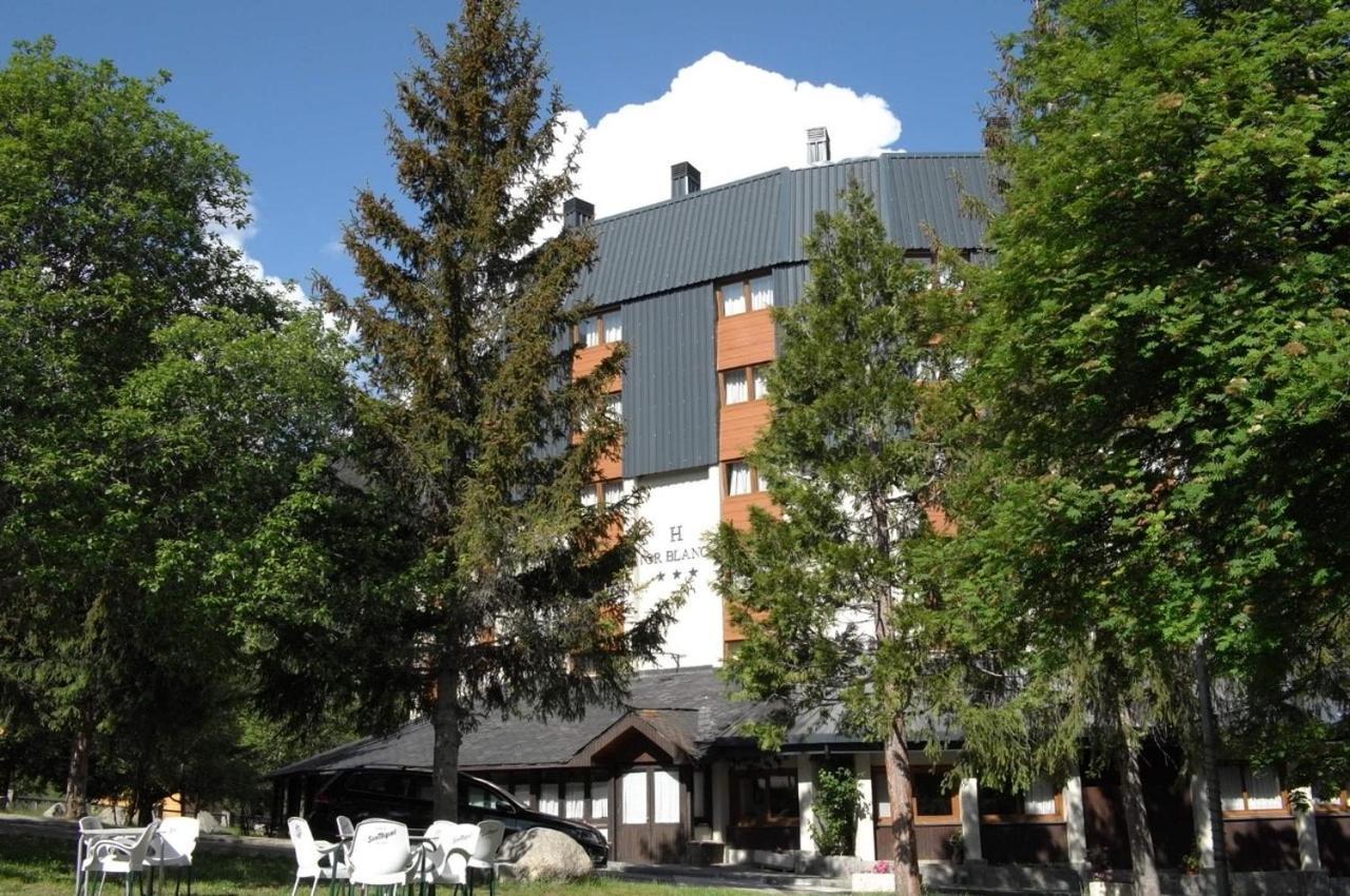 Hotel Or Blanc Espot Bagian luar foto