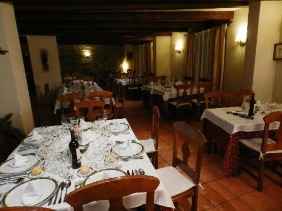 Hotel Or Blanc Espot Bagian luar foto